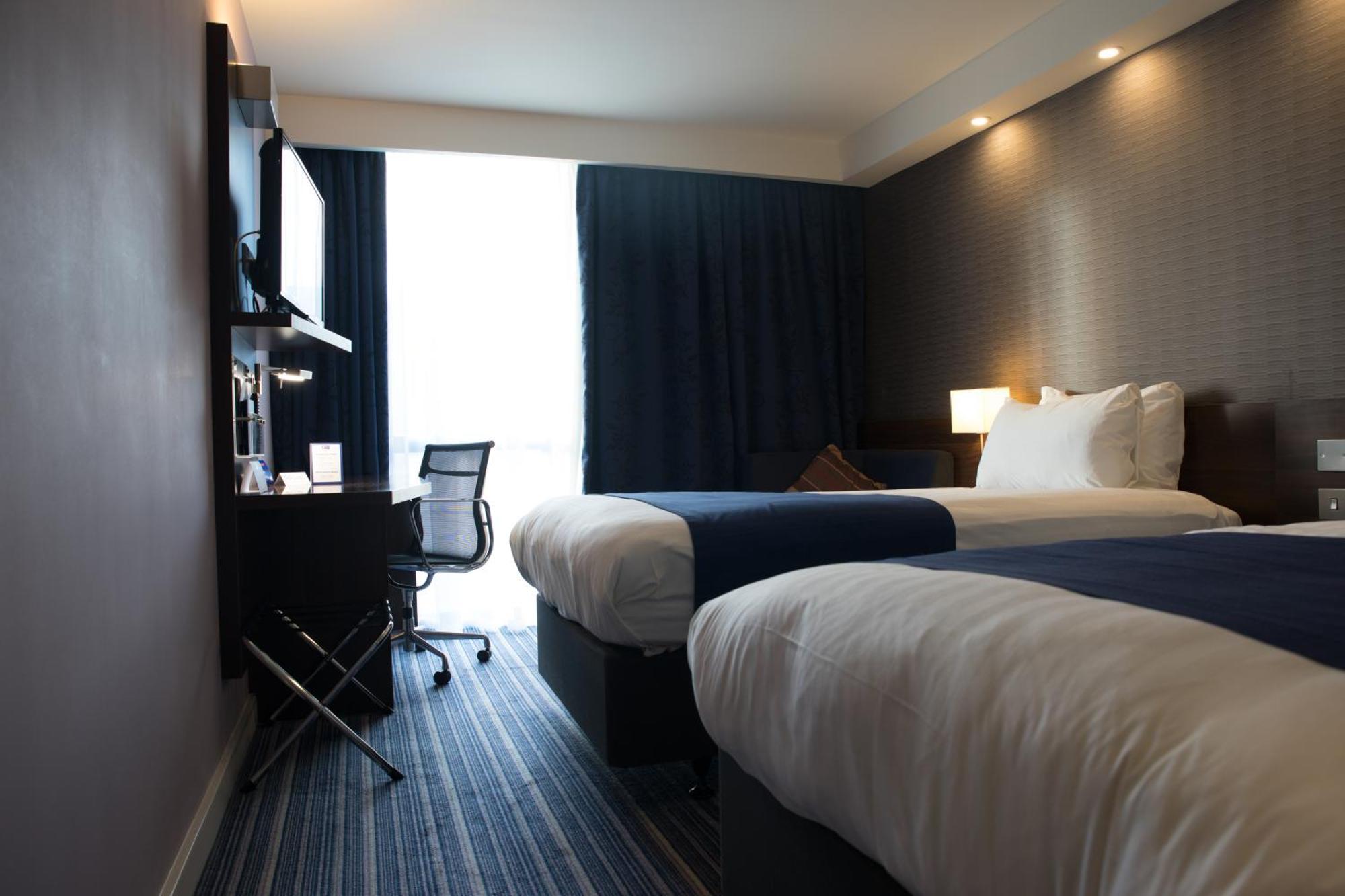 Holiday Inn Express London - Excel, An Ihg Hotel Zewnętrze zdjęcie